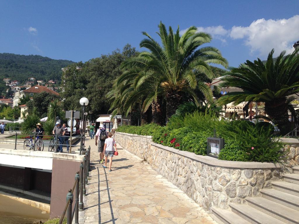 Opatija Central Studio Apartment Eksteriør billede